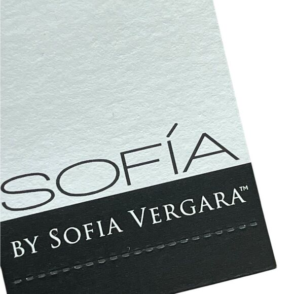 Sofia by Sofia Vergara Elegant Floral Swim Coverup Scarf, One Size, NWT - Picture 5 of 10